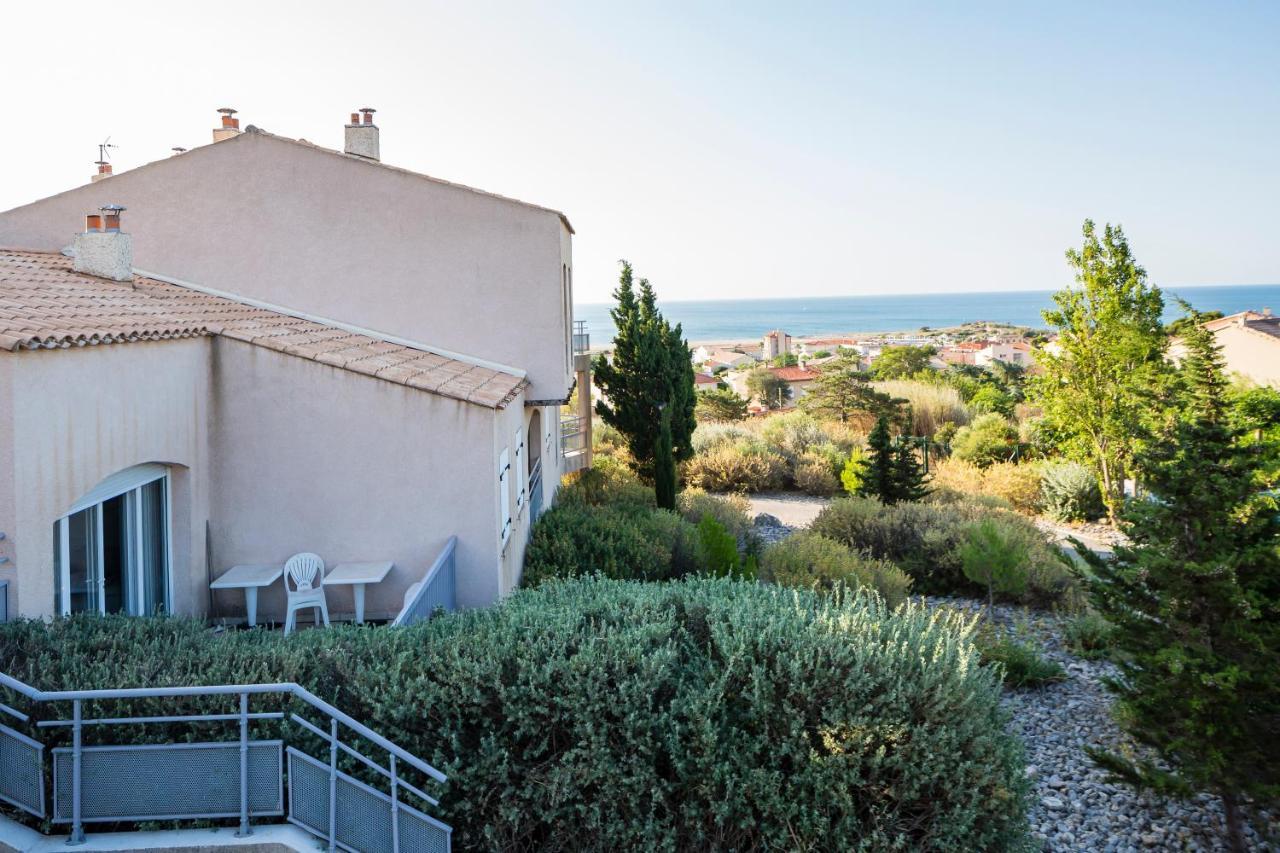 Aparthotel ULVF Les Romarins à Fleury  Extérieur photo